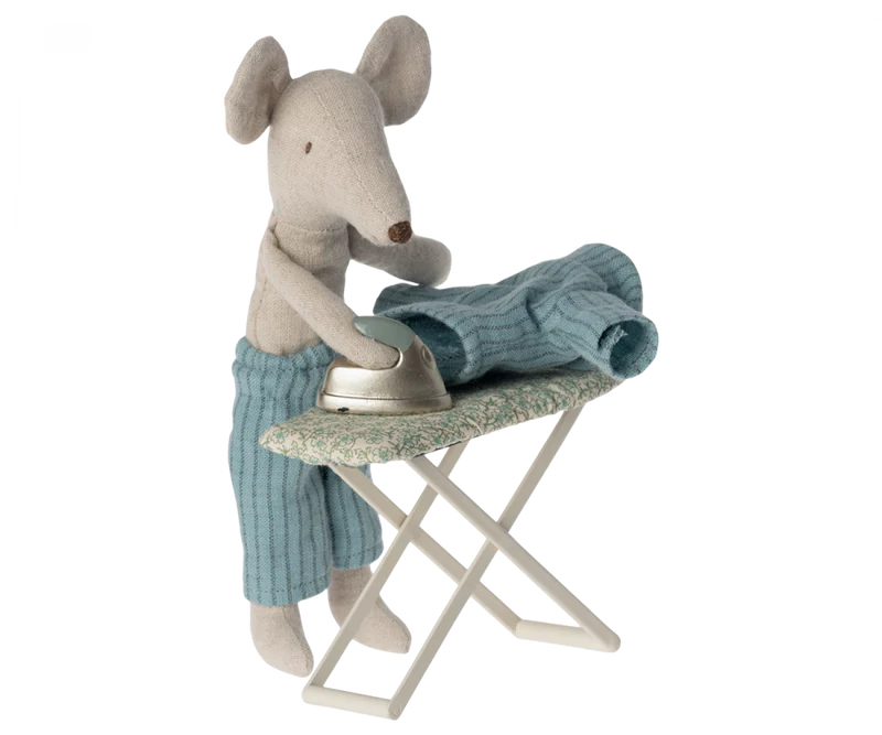 MAILEG IRON AND IRONING BOARD, MOUSE