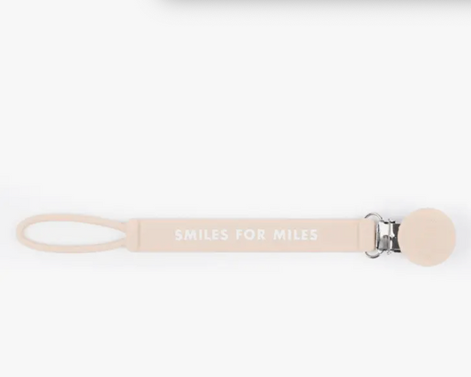 SMILES FOR MILES PACIFIER CLIP